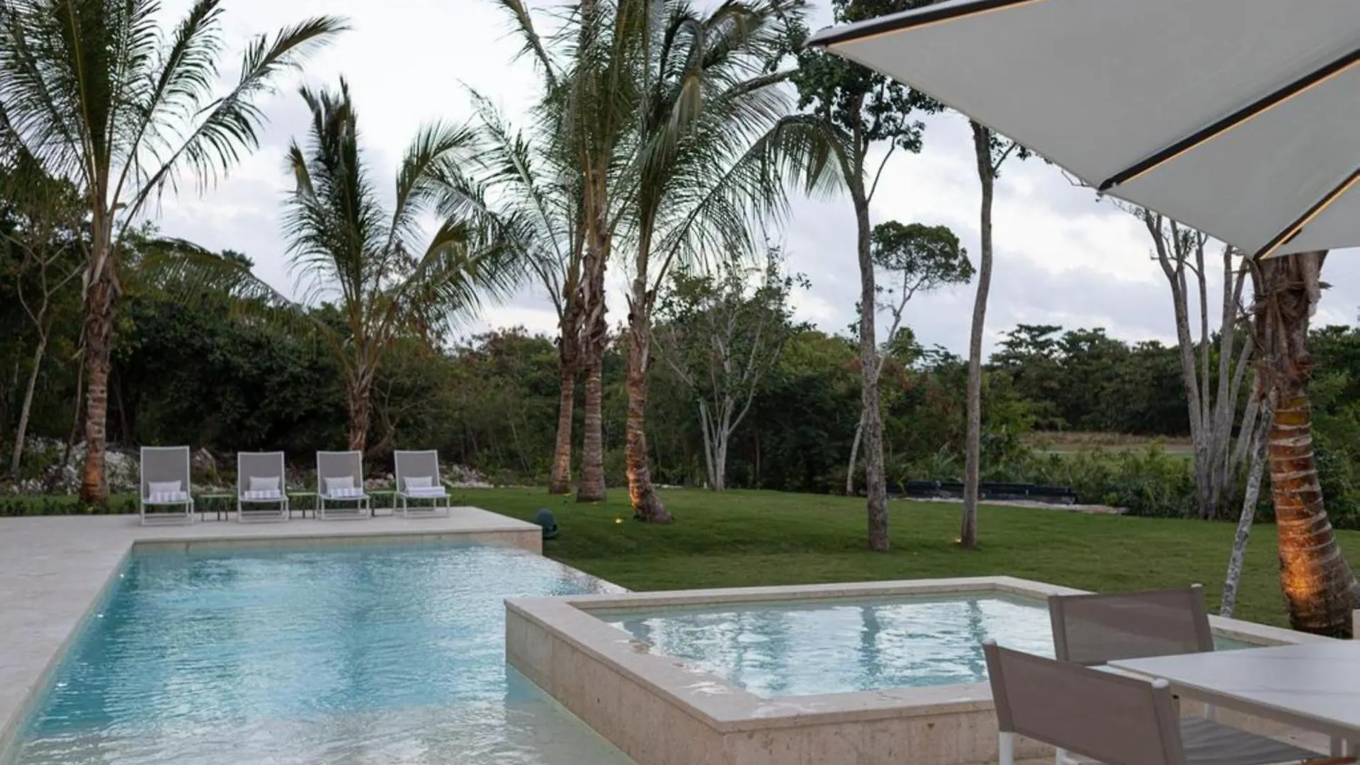 Located In One Of The Most Exclusive Areas Punta Cana 0*,